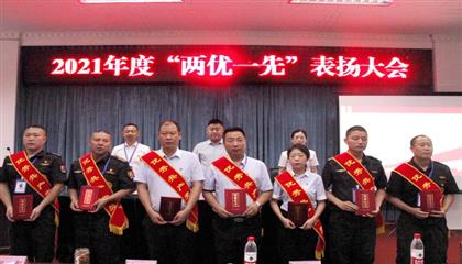 喜迎百年华诞 传承红色精神
